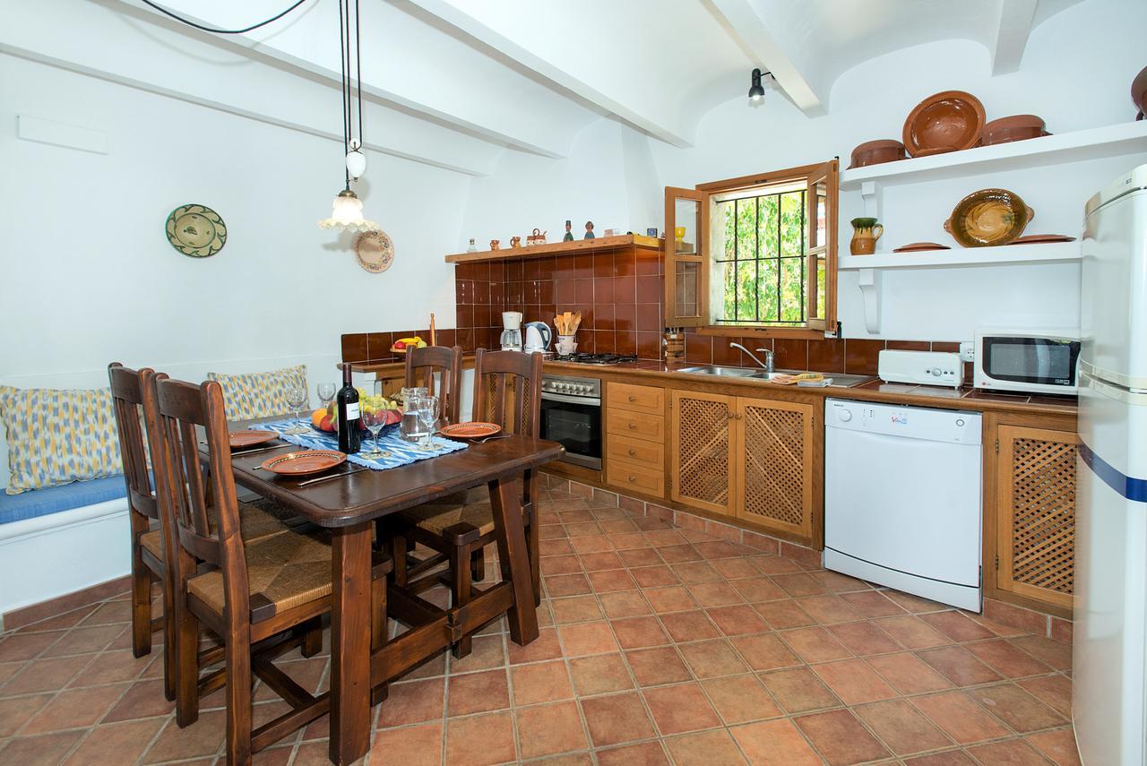 Villa Owl El Campet - Rustic